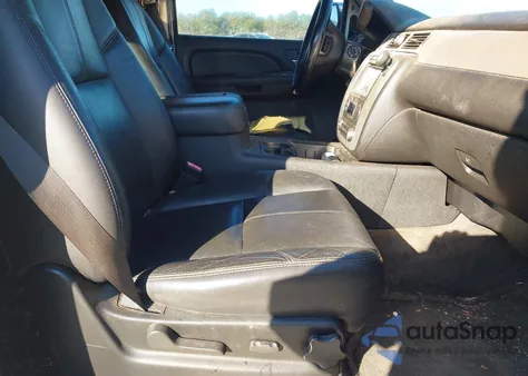 2008 Chevrolet Avalanche 1500 Lt from USA, damaged, VIN 3GNEC12J78G279261